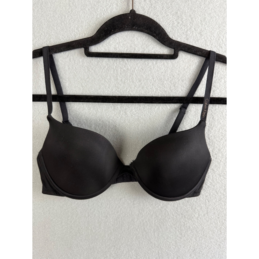 Calvin‎ Klein Bra Women's 34C Push Up